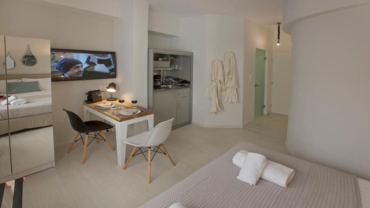 Ermou Stylish Suites By Ghh 아테네 외부 사진